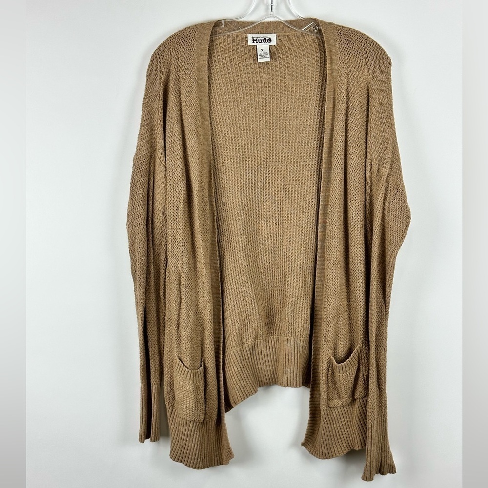 Women's Knitted Cardigan w/ Front Pockets